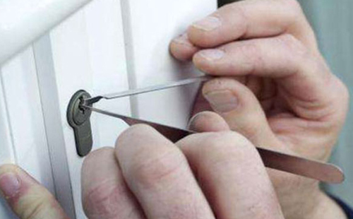 蘭溪開(kāi)鎖（汽車(chē)開(kāi)鎖多少錢(qián)）